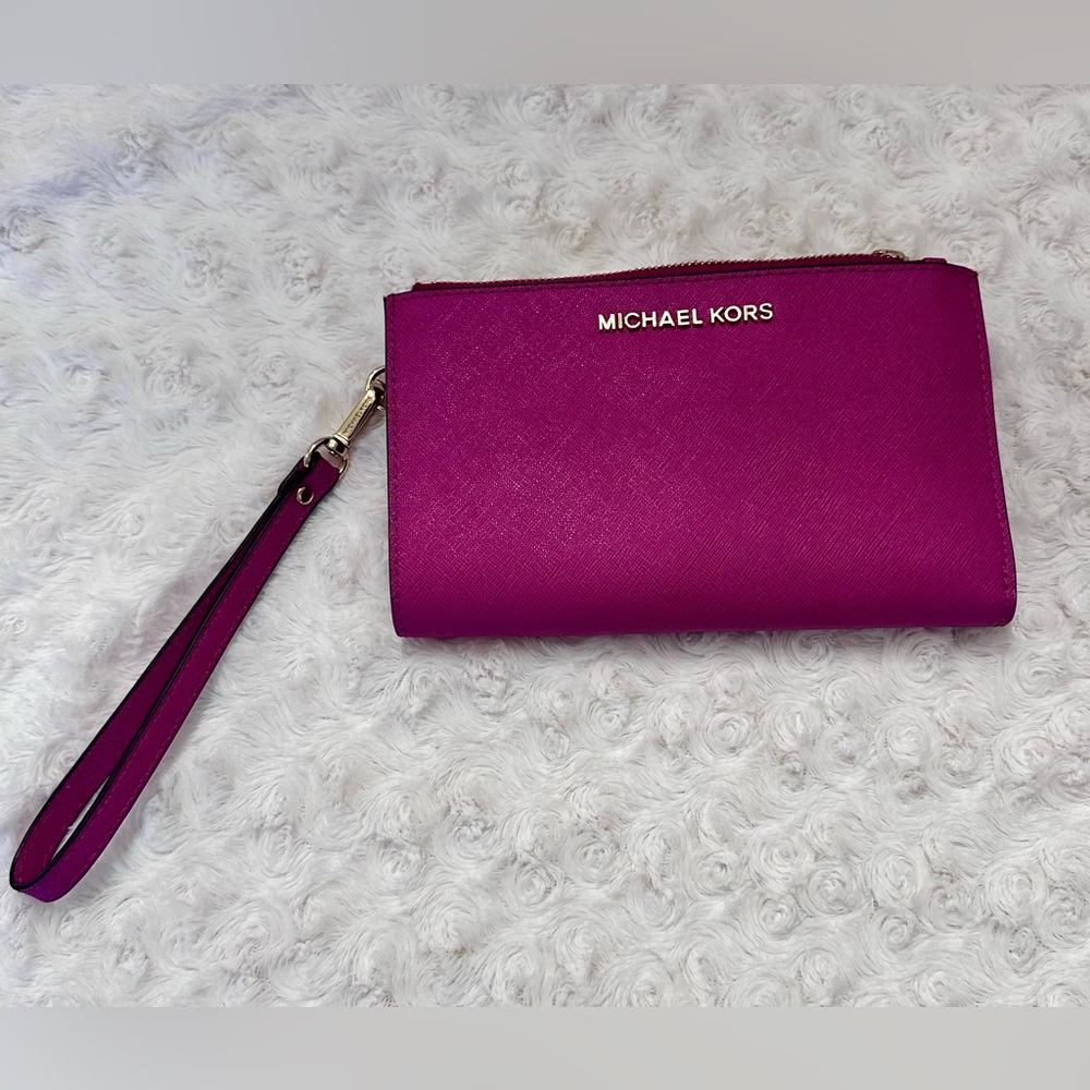 Michael Kors Jet Set Saffiano Double Zip Pink Wristlet Wallet